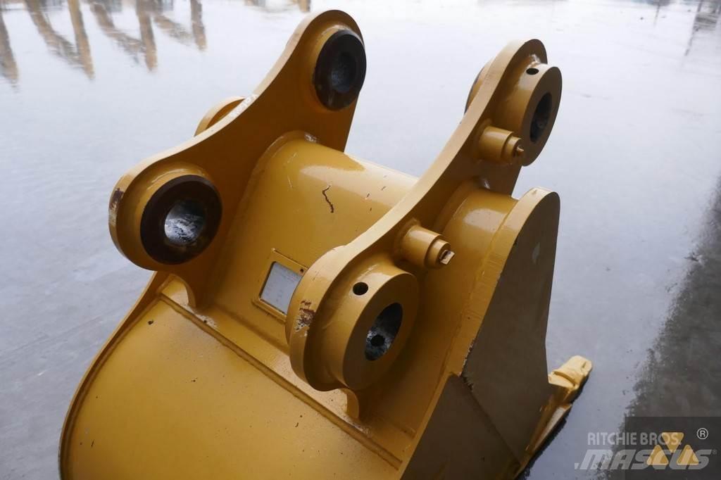 CAT 320 Bucket Buckets