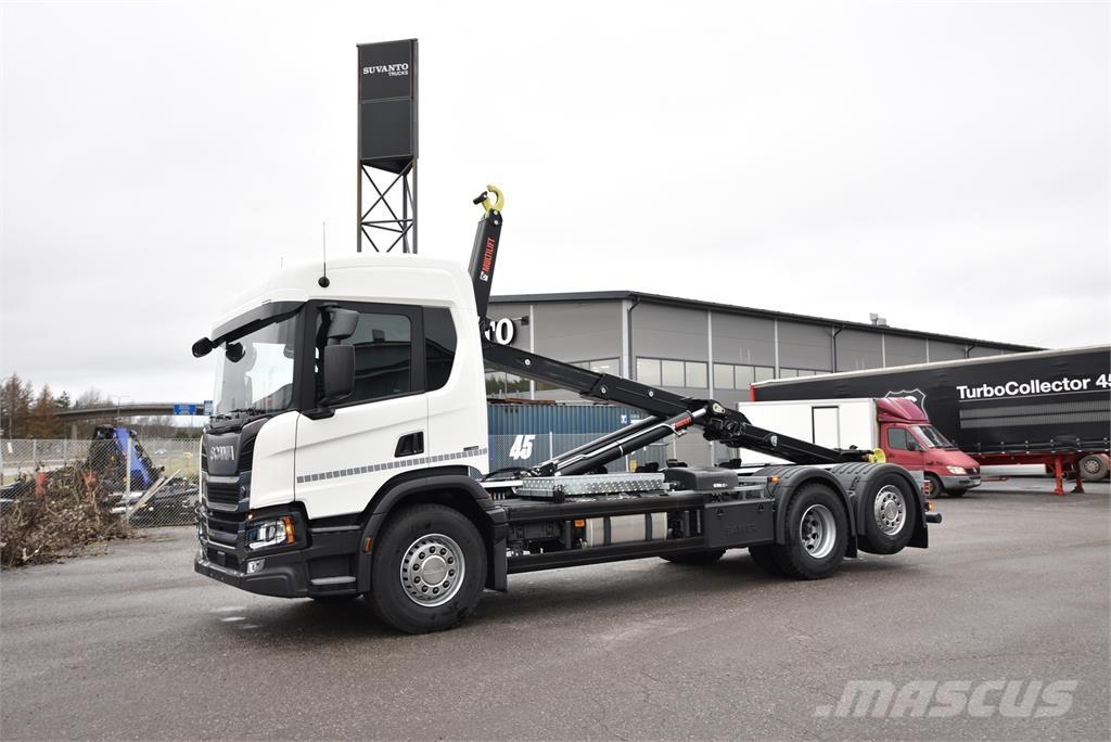 Scania P420 6X2 Hook lift trucks