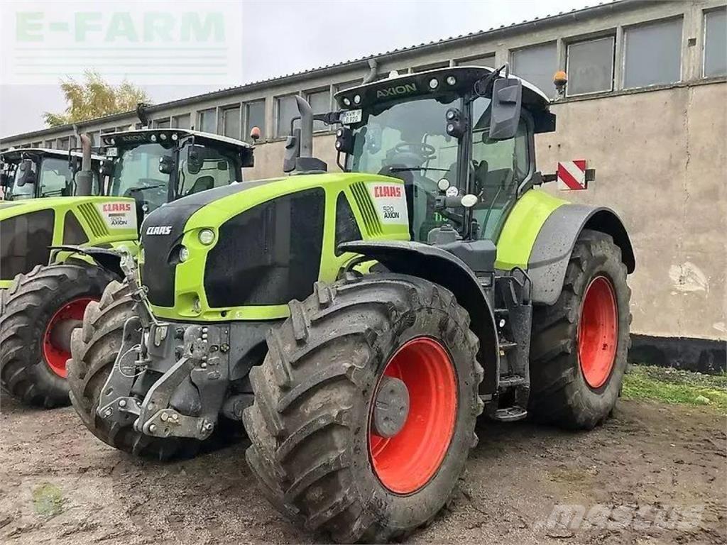 CLAAS axion 920 Tractors