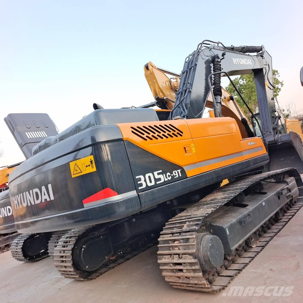 Hyundai 305 LC-9T Crawler excavators