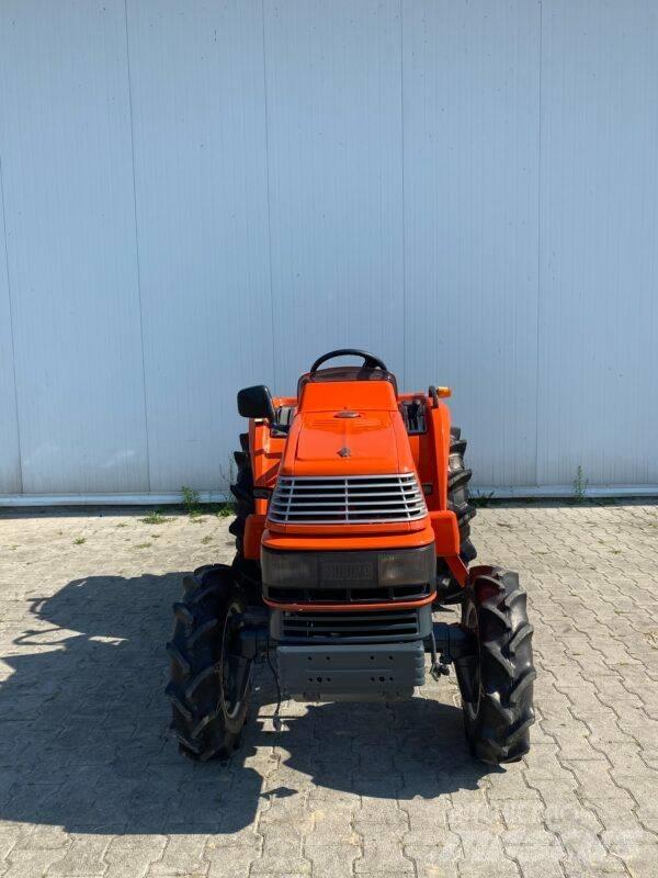 Kubota SATURN X24D Compact tractors