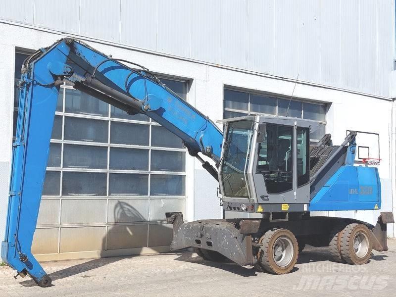 Fuchs MHL 320 D Waste / industry handlers