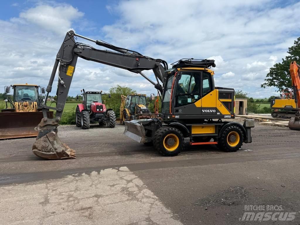 Volvo EWR 150 E Wheeled excavators