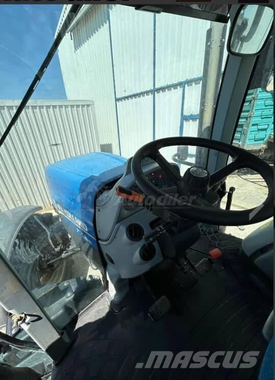New Holland T7250 Tractors