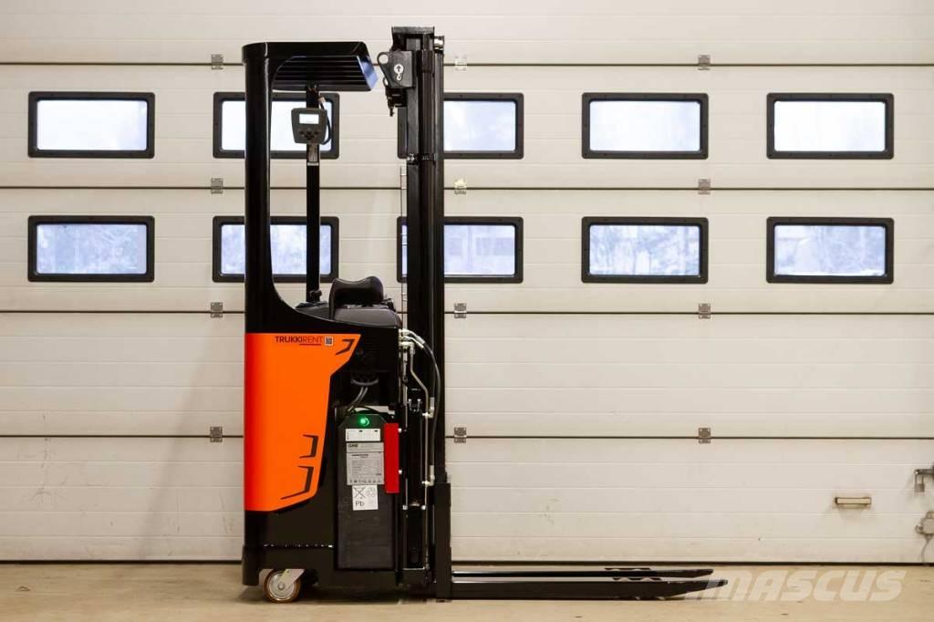 Rocla SST 12 AC Self propelled stackers