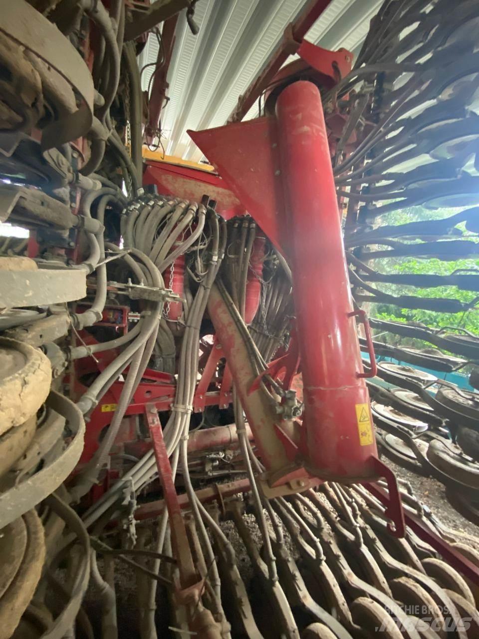 Horsch Pronto 9 DC Drills