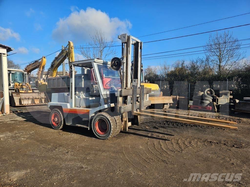 Fiat DL80C Reach trucks