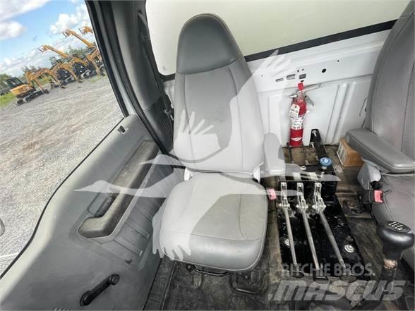 Ford F750 XL Water tankers