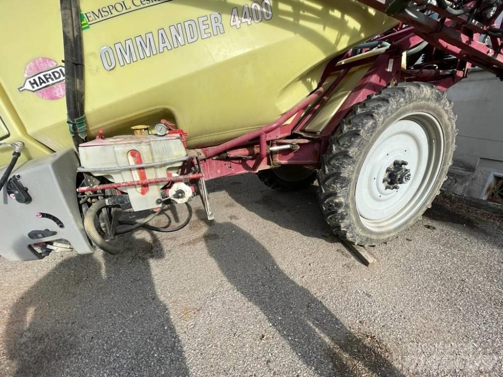 Hardi Commander 4400 Trailed sprayers