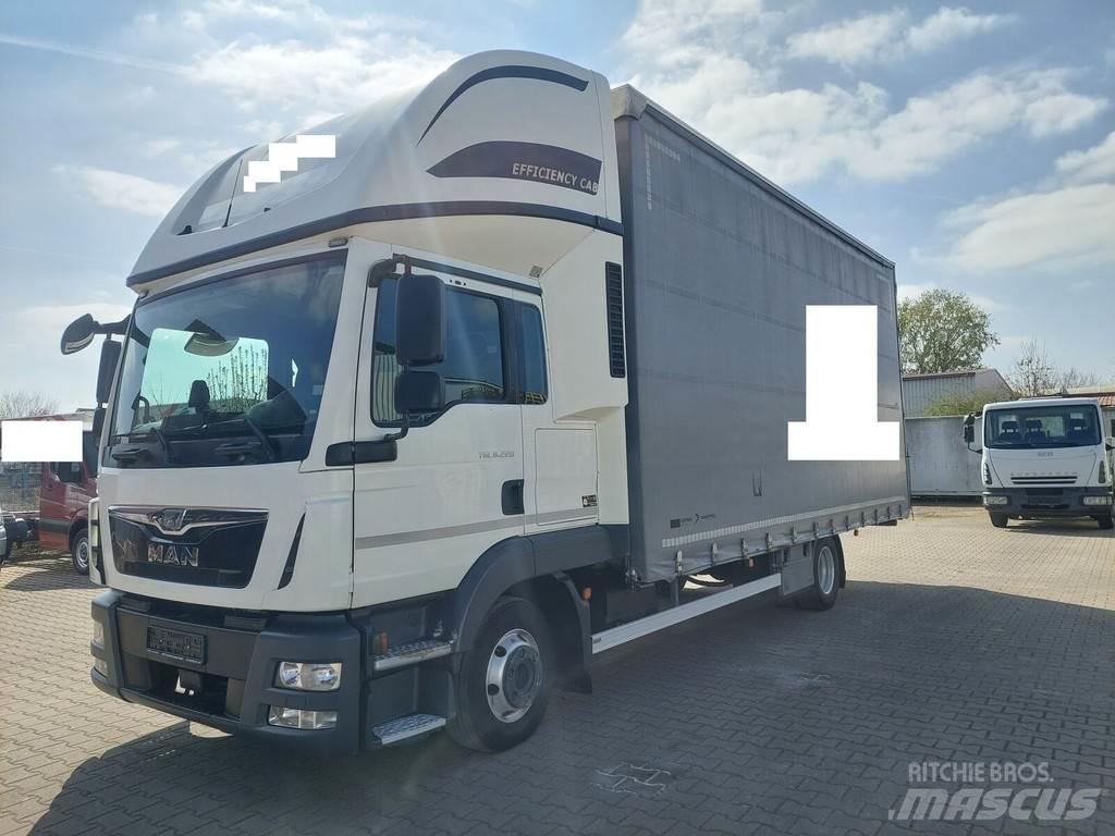MAN TGL 8.220 Curtainsider trucks