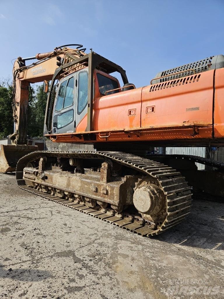Doosan Dx480 Crawler excavators