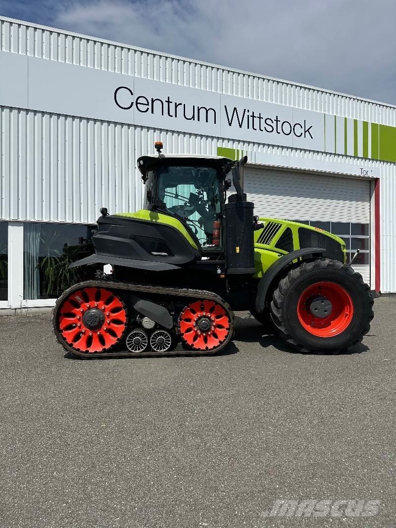 CLAAS Axion 960 TT Tracked cranes