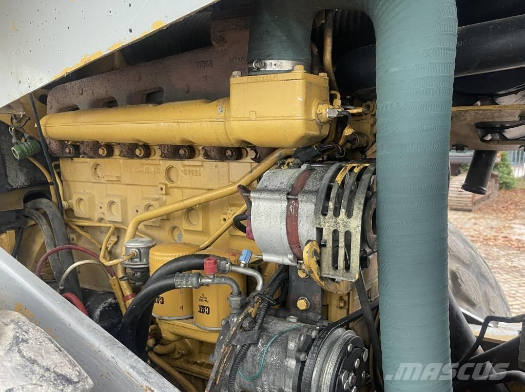 CAT CS 663 E      2002 Single drum rollers