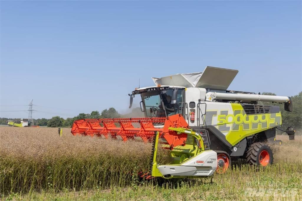 CLAAS Trion 730 TT Combine harvesters