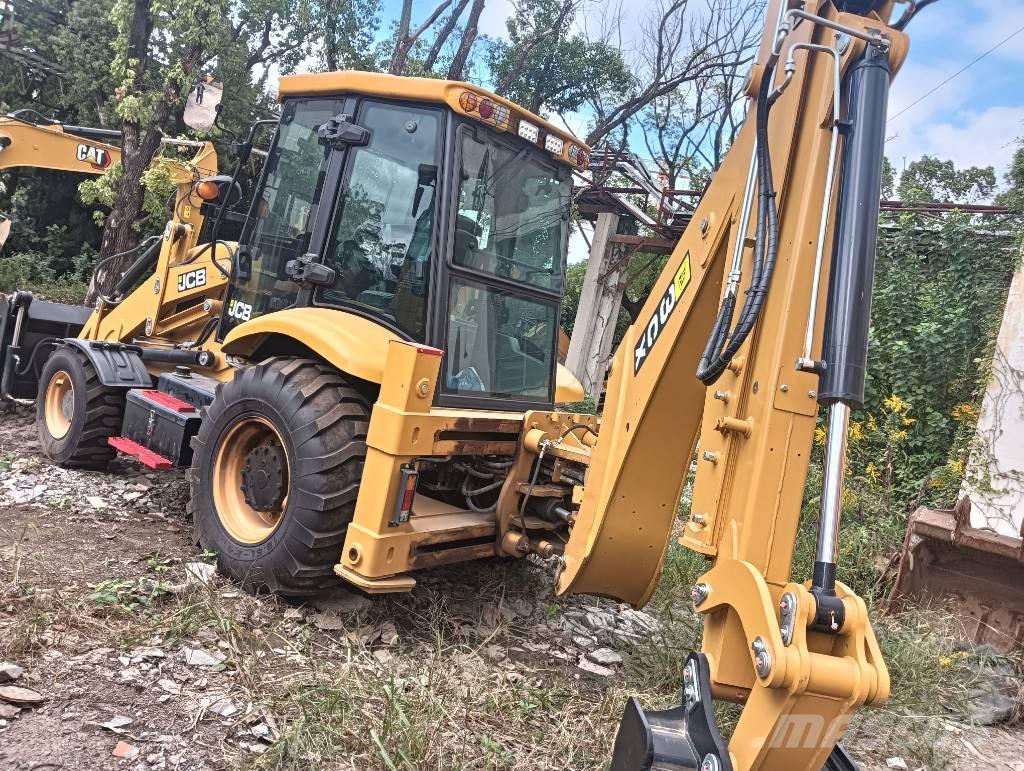 JCB 3 CX Backhoe loaders