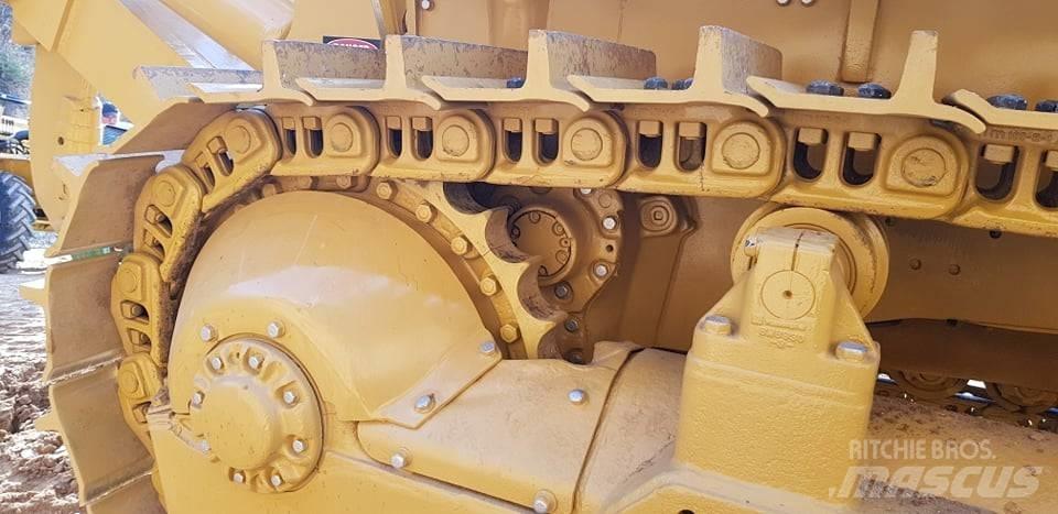 CAT D9G Crawler dozers