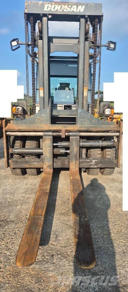 Doosan D 160 S-5 Diesel trucks