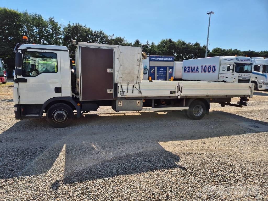 MAN TGL 12.250 4x2 Flatbed / Dropside trucks