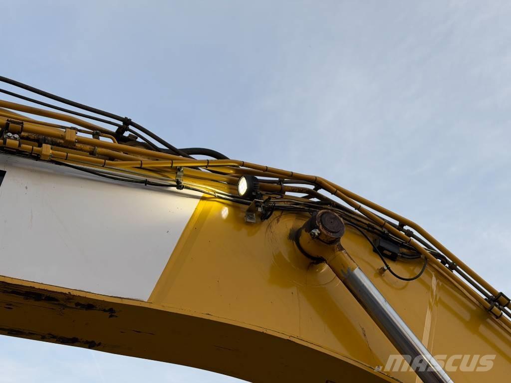 Komatsu PC 490 LC-11 Crawler excavators