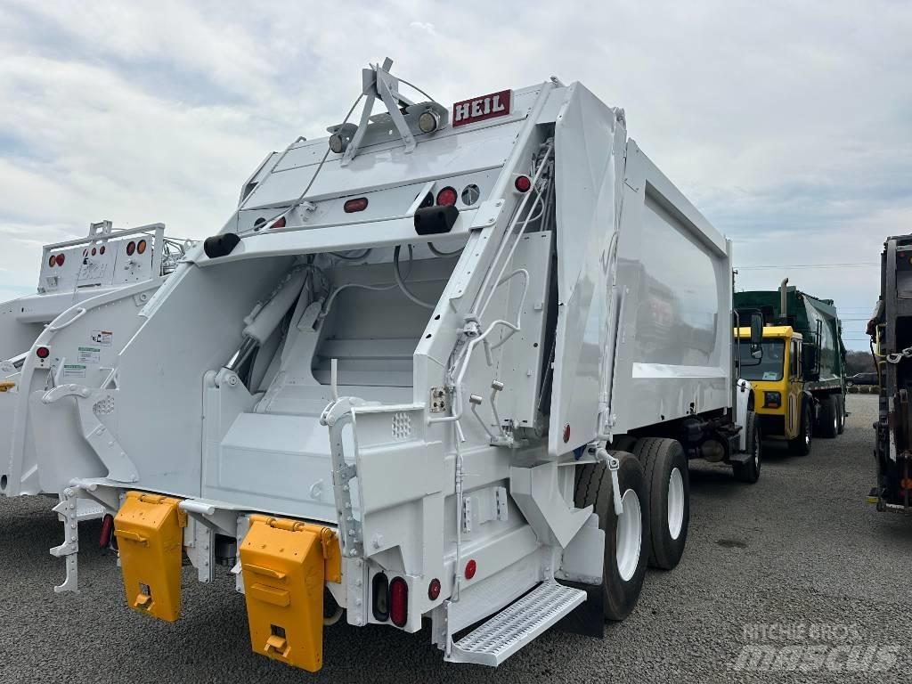 Freightliner M2 Waste trucks