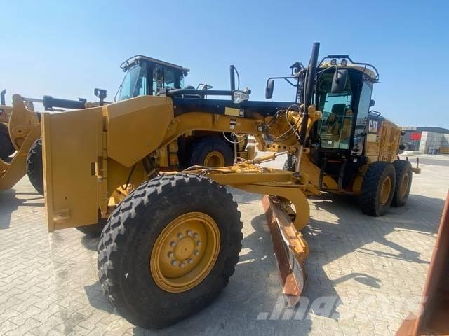 CAT 140M Graders
