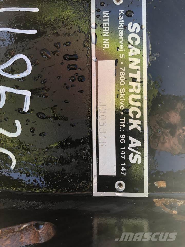 JST Graveskovl, JST Buckets