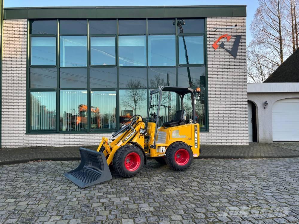 Knikmops 140 Telescopic wheel loaders
