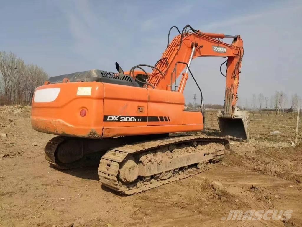 Doosan DX300 Crawler excavators