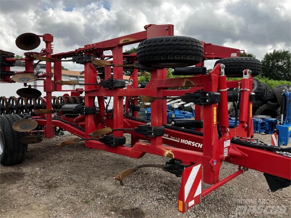 Horsch Tiger 4 AS Cultivators
