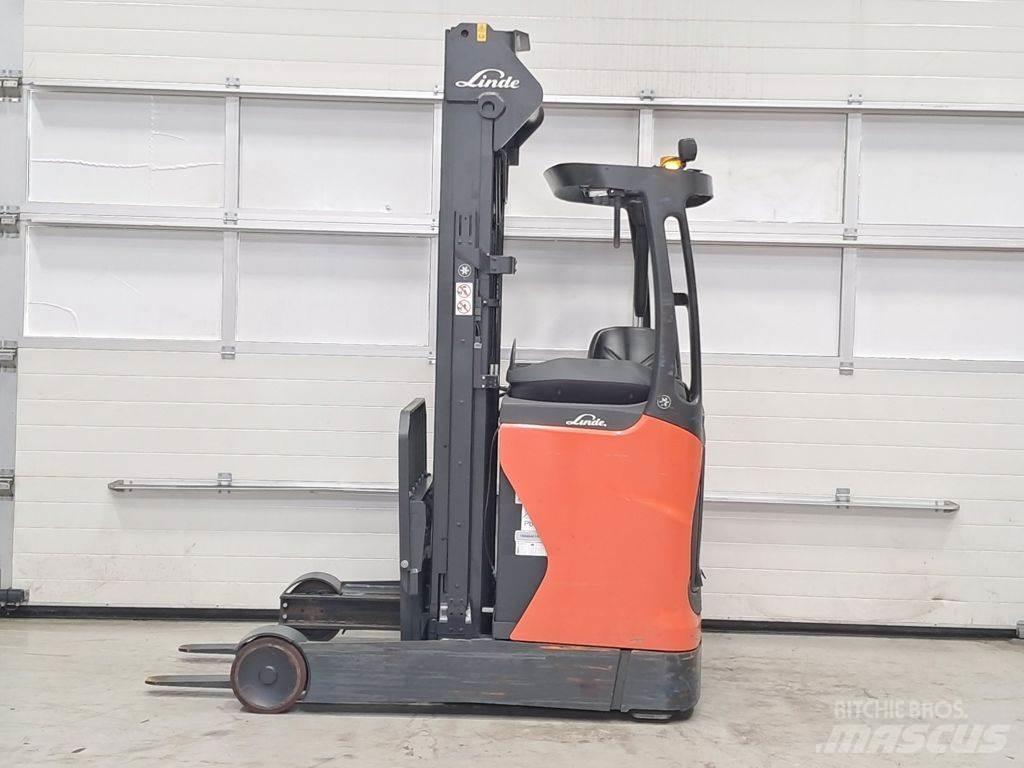 Linde R16-01 Reach trucks