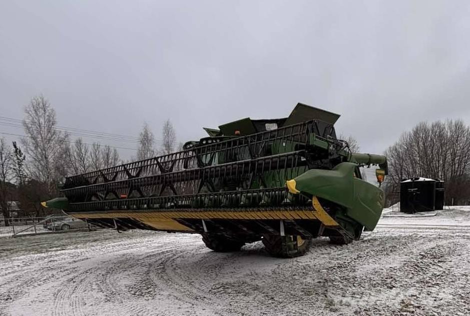 John Deere S785i Combine harvesters