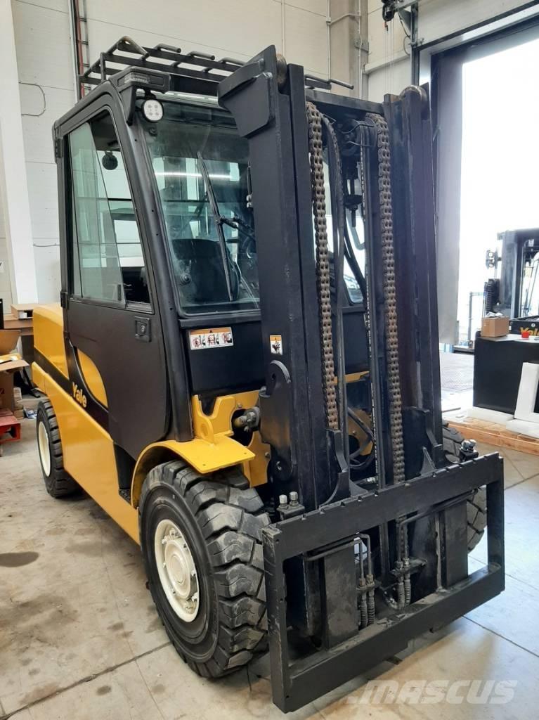Yale GDP 55 VX Diesel trucks