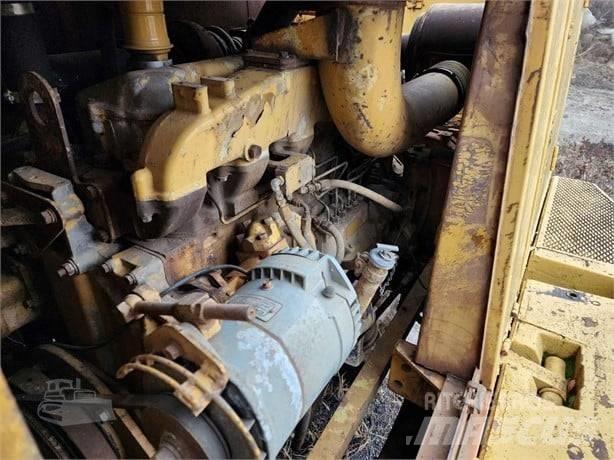 CAT 245 Crawler excavators