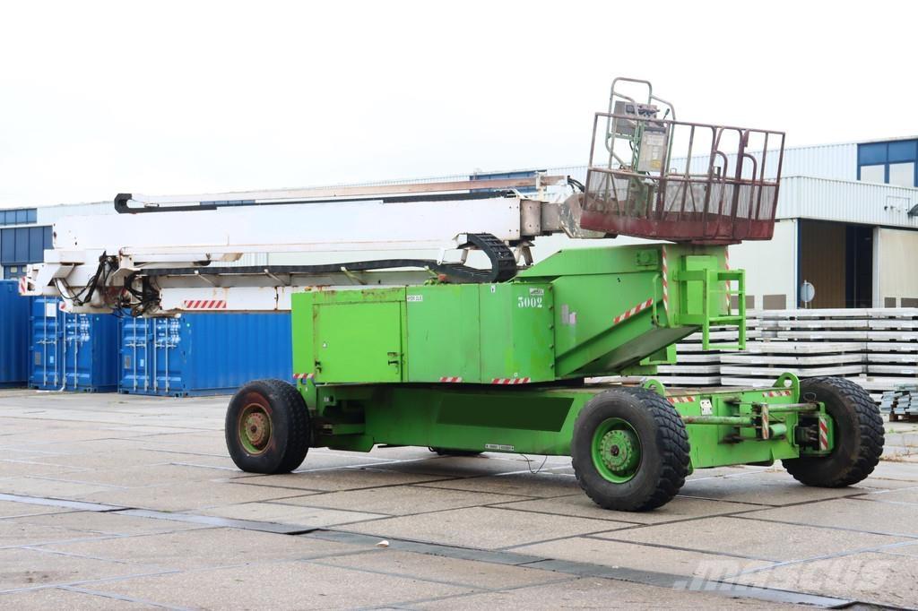 JLG 150 HAX Articulated boom lifts