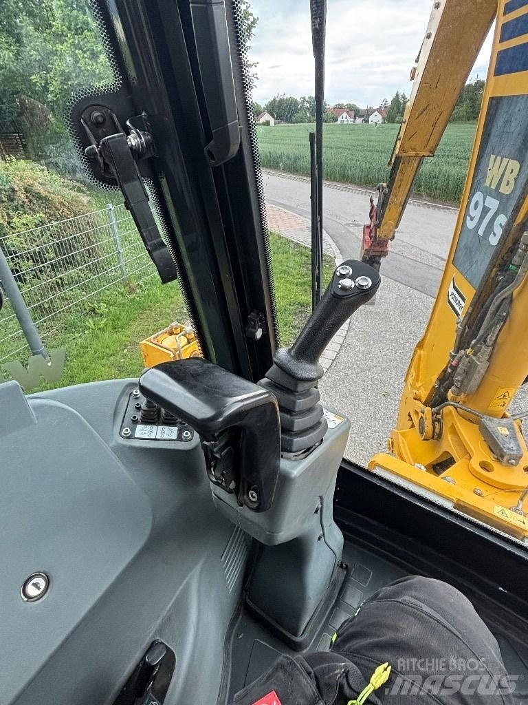 Komatsu WB 97 S Backhoe loaders