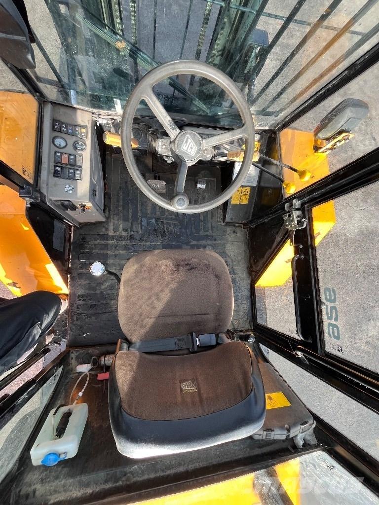 JCB 926 RTFL Rough terrain trucks