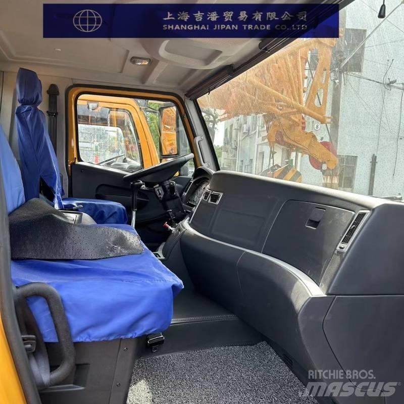 XCMG XCT 25 All terrain cranes