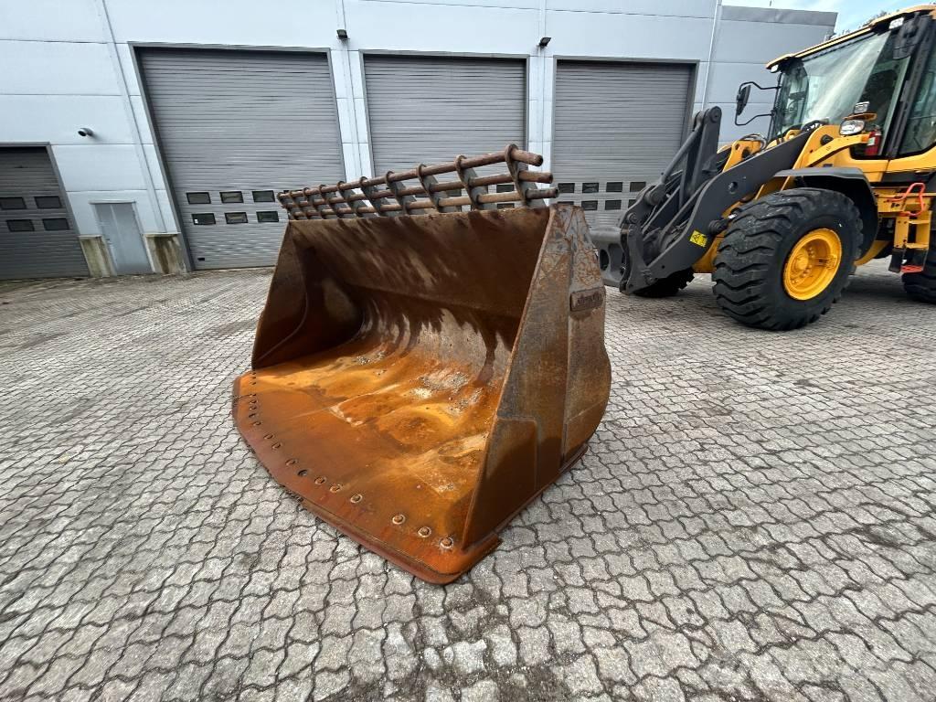 Volvo L110H Wheel loaders