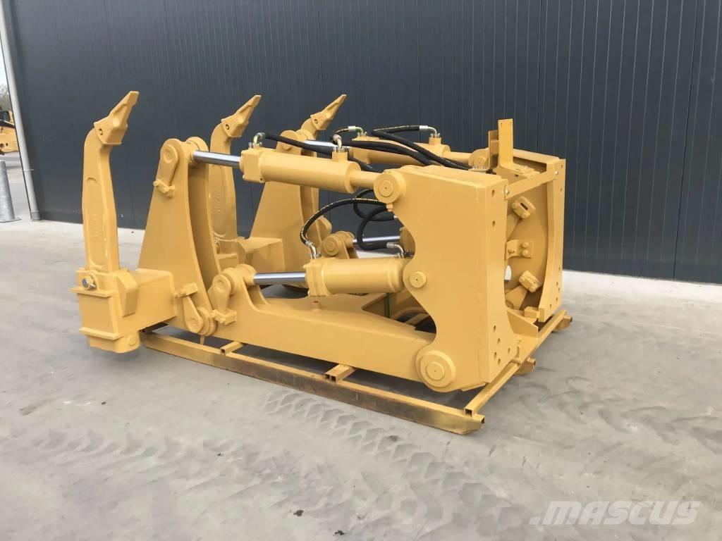 CAT D7R Scarifiers