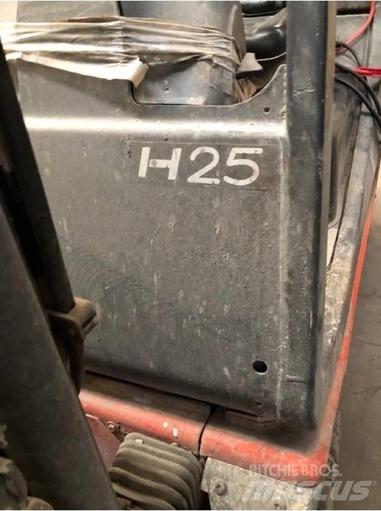 Linde H25D Diesel trucks