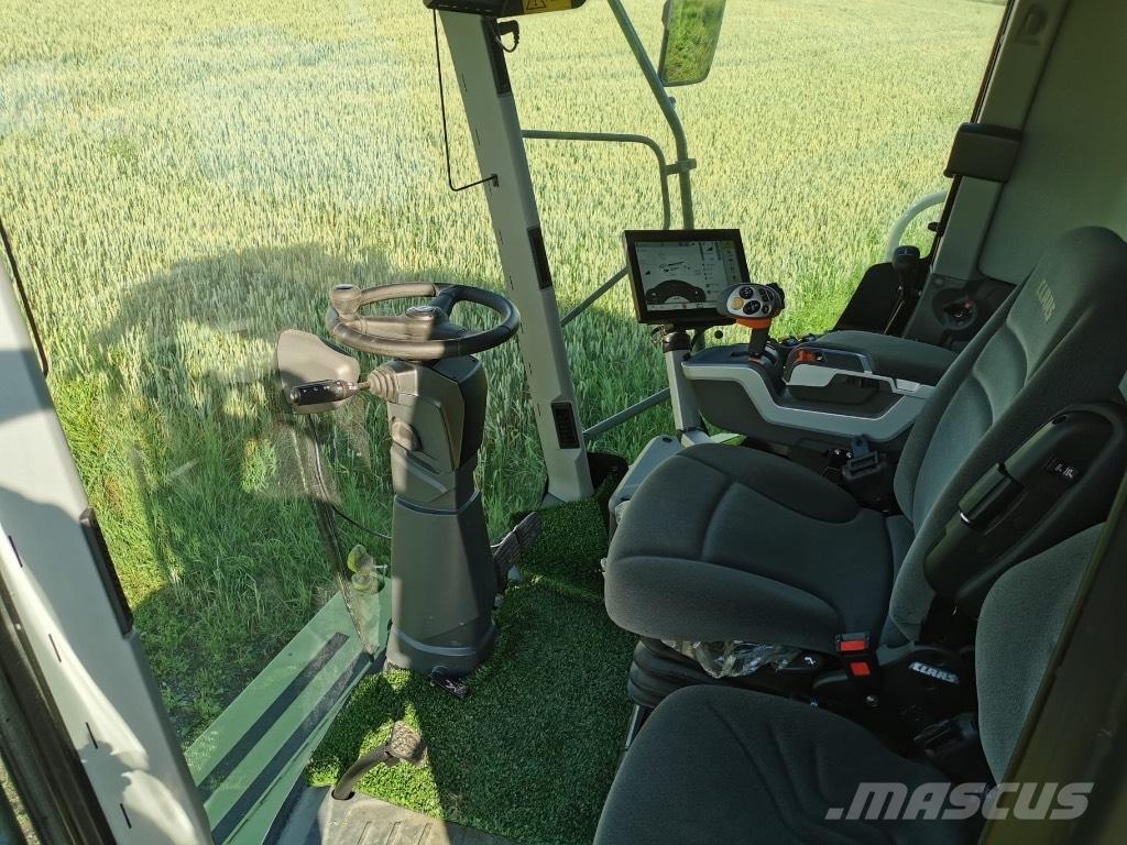 CLAAS Tucano 420 Combine harvesters