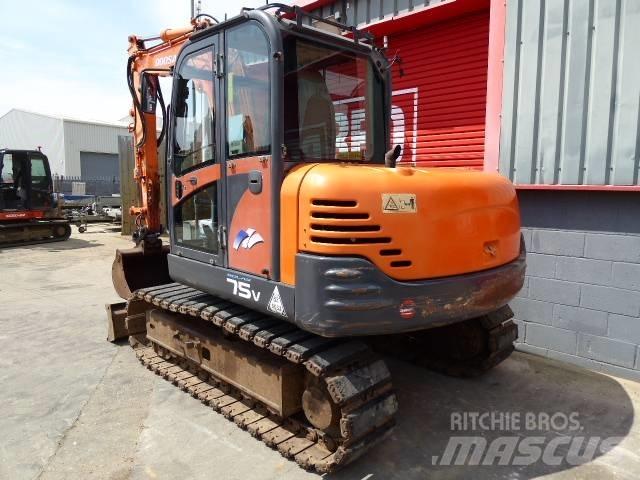 Doosan Solar 75 V Midi excavators  7t - 12t