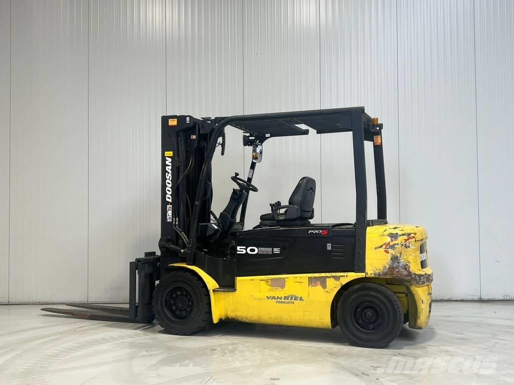 Doosan B50X-5 Electric forklift trucks