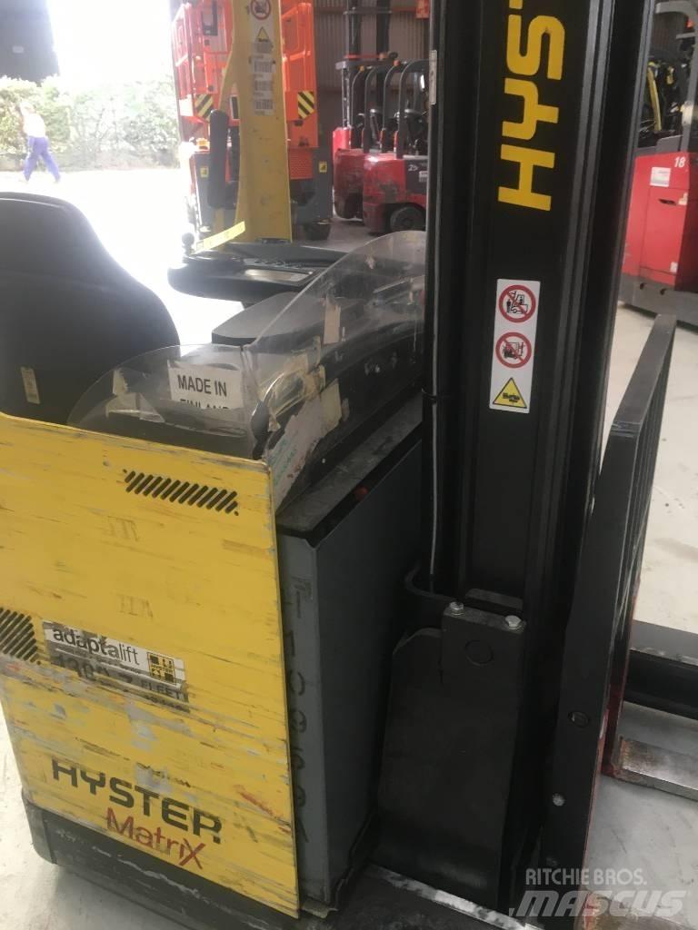 Hyster R1.6 Reach trucks