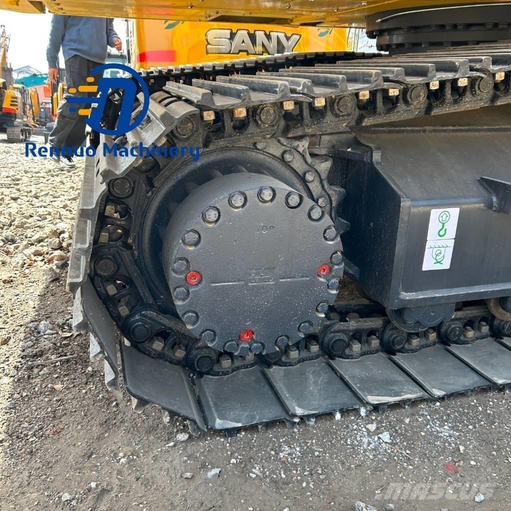 Komatsu PC200-8 Crawler excavators