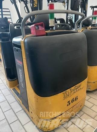 Still CX-Z30 Towing trucks