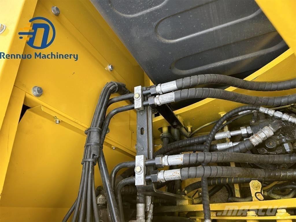 Kobelco SK75 Crawler excavators