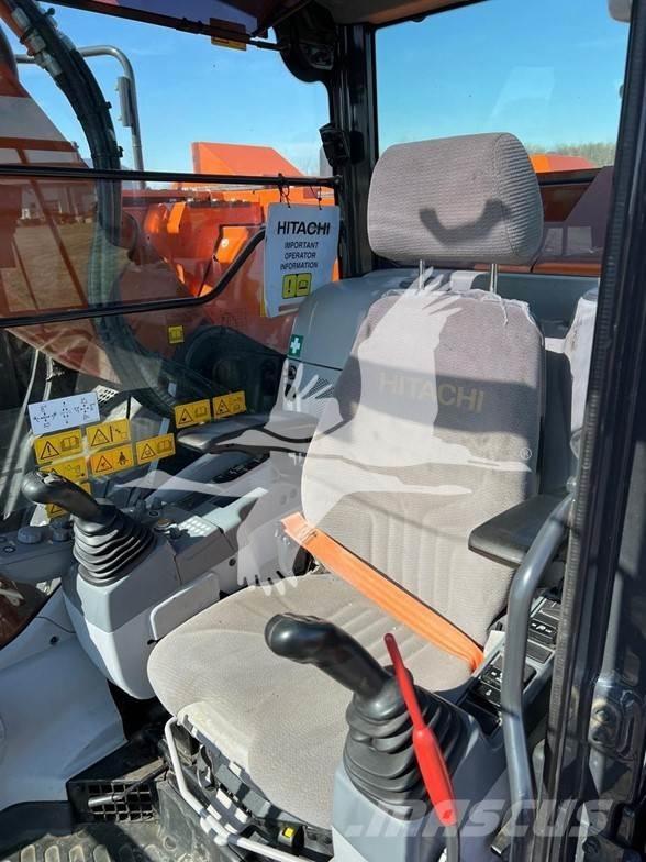 Hitachi  Buckets