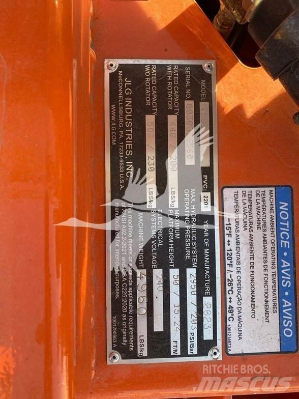 JLG T500J Trailer mounted aerial platforms