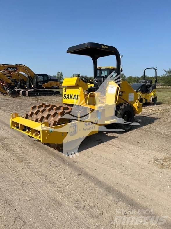 Sakai SV204T Single drum rollers